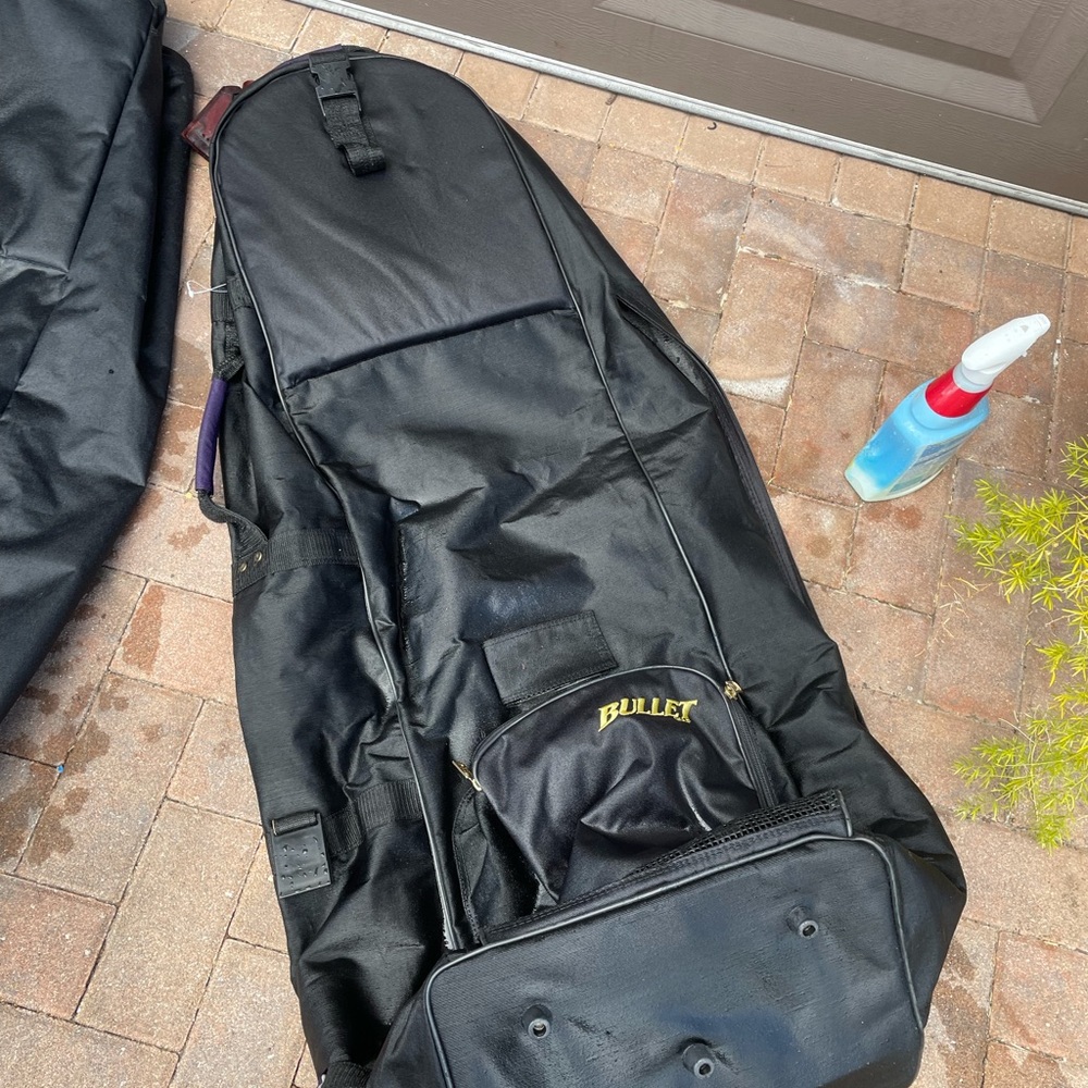 travel bag by Bullet 
With wheels